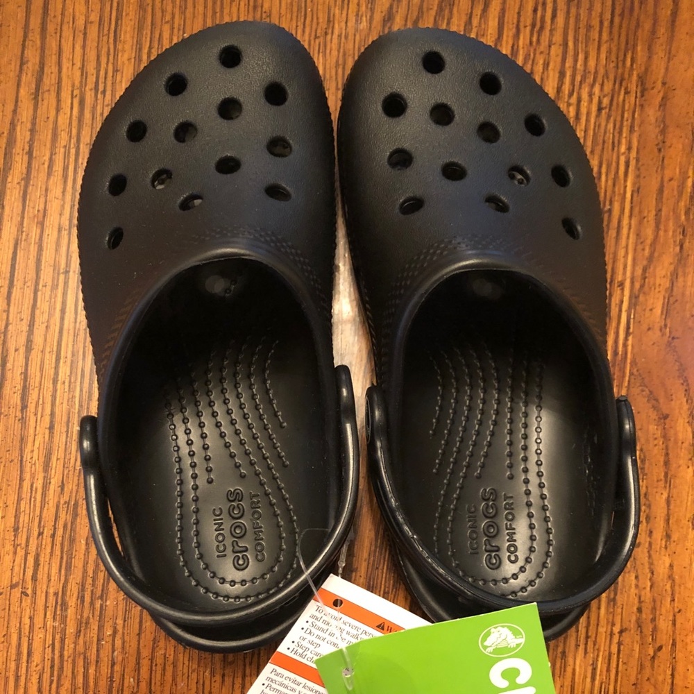 Kid’s sz 12 Crocs. Brand new, never worn w/tags